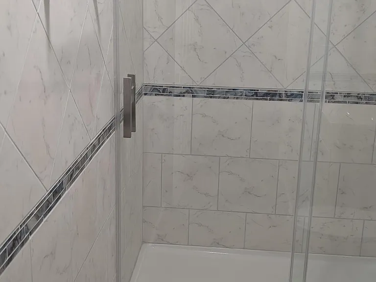 1005 Shades Pl — Photo 14