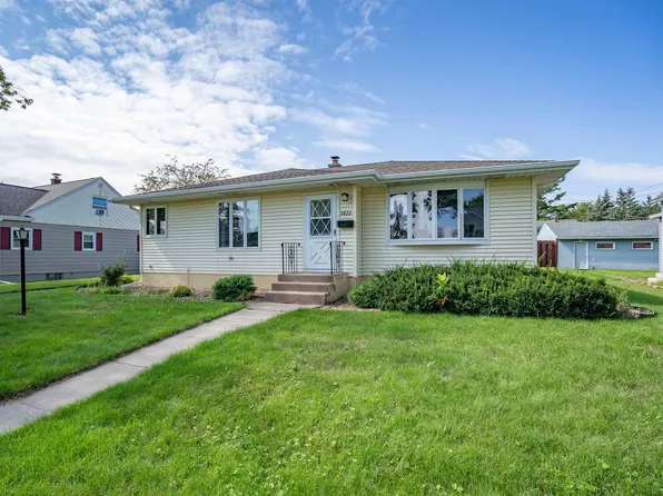 2822 E 4th St, Superior, WI 54880
