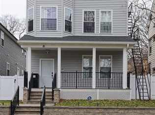 81 N Grove St, East Orange, NJ 07017