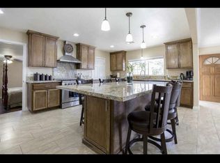 9834 Estrella Dr, Spring Valley, CA 91977