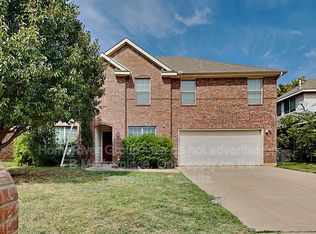 1214 Maple Terrace Dr, Mansfield, TX 76063