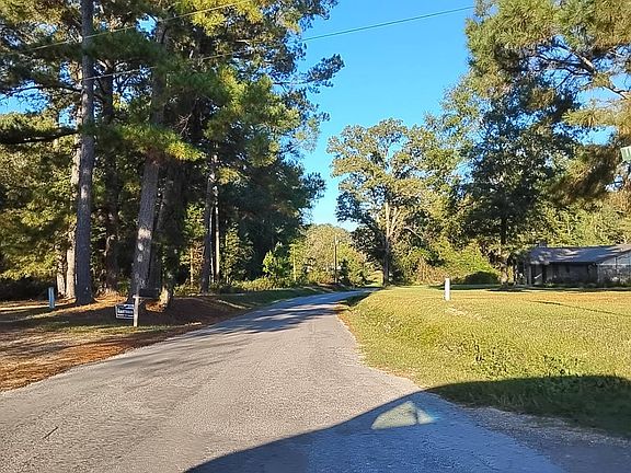 5th image of 12 Trails End