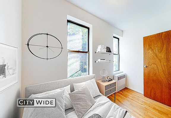 3rd image of 417 E 65th St APT 12