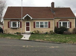 8 Bennett Ter, Ansonia, CT 06401