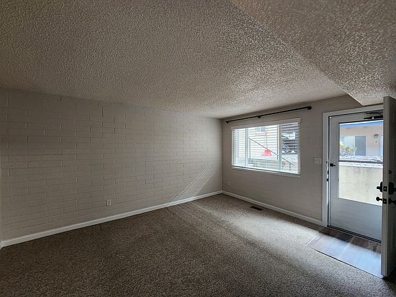 4th image of 931 4th Ave E #7