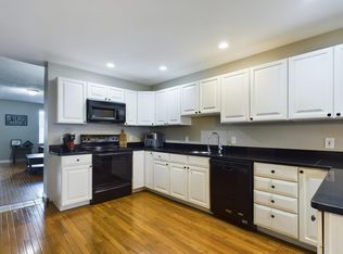 30 Hill Top St APT 2, Dorchester, MA 02124