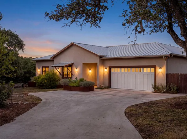 2713 Leslie Ln, San Marcos, TX 78666