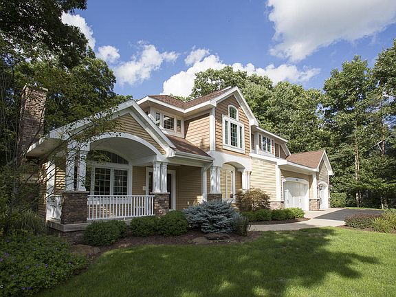 2nd image of 9331 Bay Harbor Ct NE #0