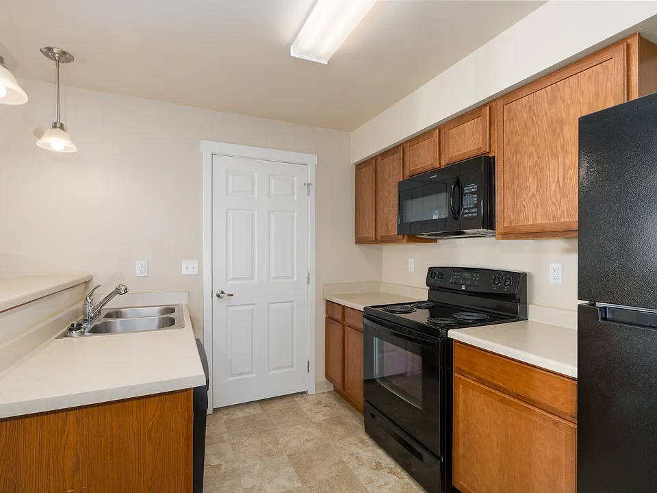 15913 E 4th Ave #1X1