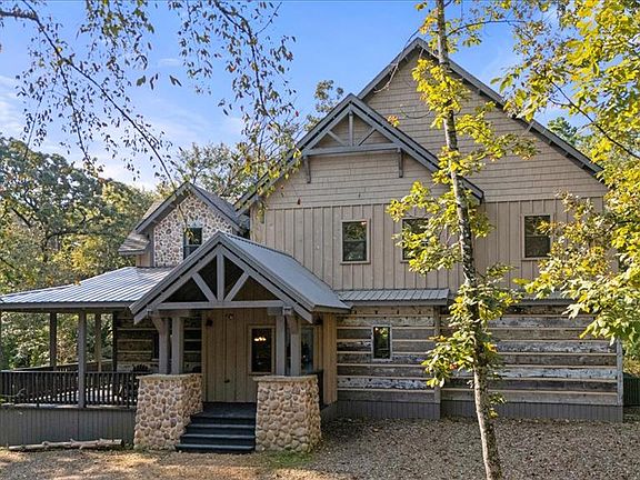 2nd image of 60 Skyhorse Dr