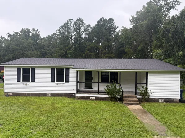 144 Hutchinson Ct, Woodbine, GA 31569