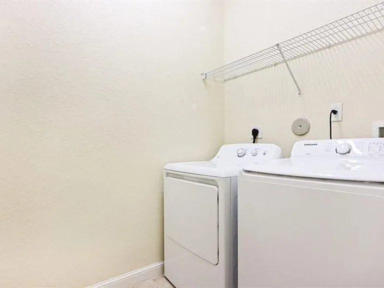 447 Corte Madera Ln #7 — Photo 16