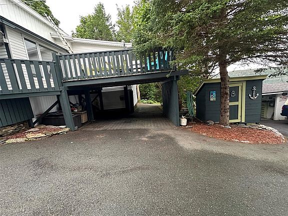 5th image of 40 Cove Road