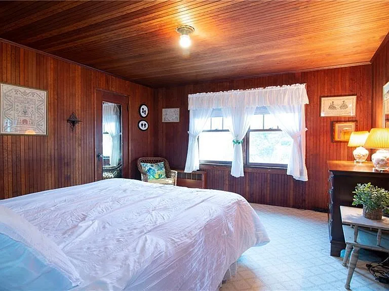 106 E Shore Ave — Photo 22