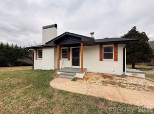 6229 Mountain Grove Rd, Hickory, NC 28602