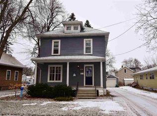 618 E New York Ave, Oshkosh, WI 54901