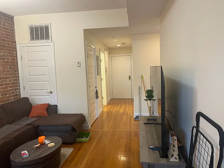 51 Ashford St #6 — Photo 6