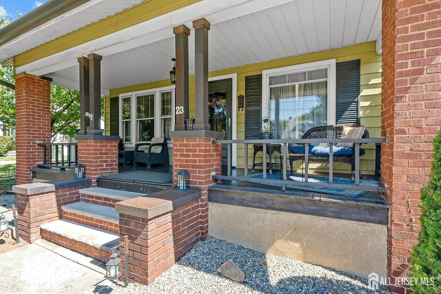 4 bed, 2.0 bath, $3,800 — Photo 3