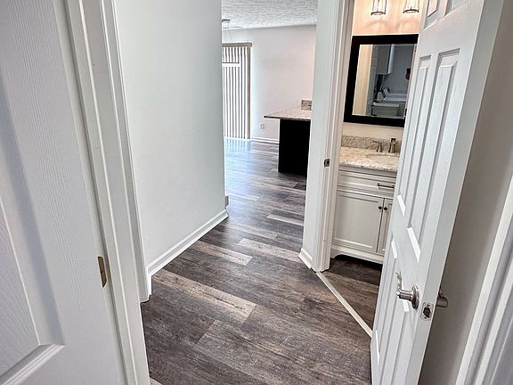 3rd image of 16 Fountain Dr #16
