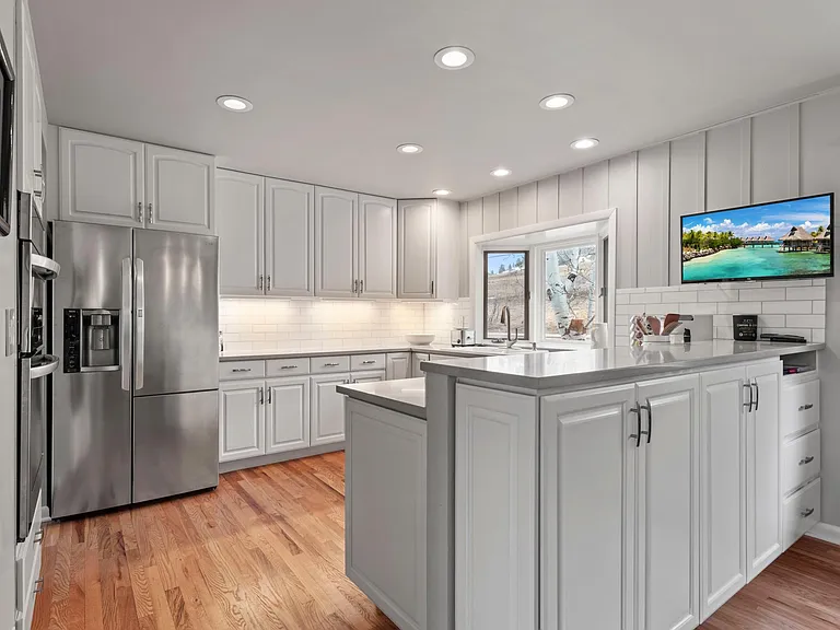 475 Baseline Rd — Photo 17