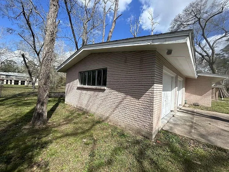3515 Elm Dr — Photo 16