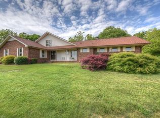 250 Tranquility Hts, Clyde, NC 28721