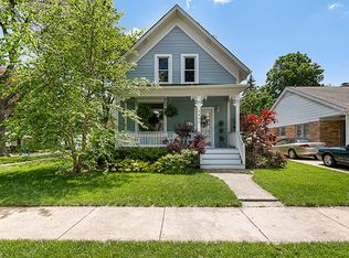 1495 Oakwood Ave, Des Plaines, IL 60016