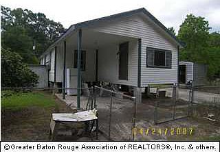 1st image of 19920 Vicknair Rd