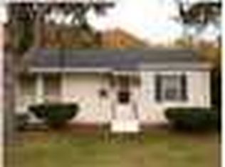 68 N Main St, Salem, NH 03079