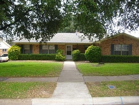 1st image of 522 S Alexander Ave