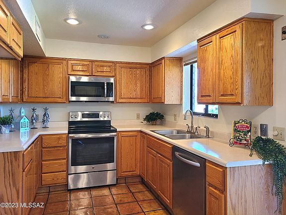 3rd image of 12630 E Arbor Vista Blvd