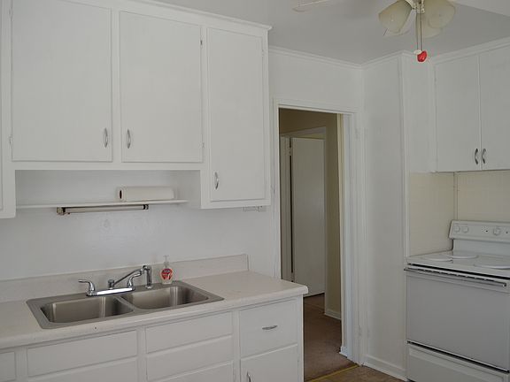 5th image of 7428 W Lake Dr