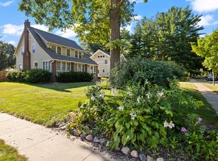 1021 45th St, Des Moines, IA 50311