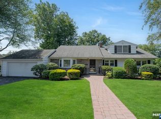 59 Colonial Rd, Emerson, NJ 07630
