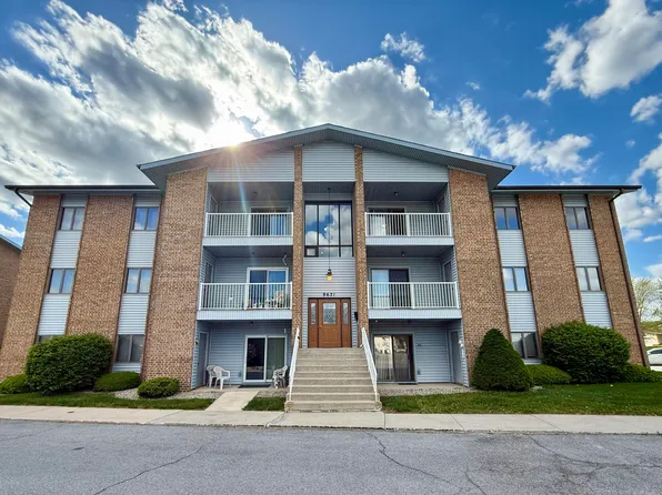 9621 Merrillville Rd APT 304, Crown Point, IN 46307