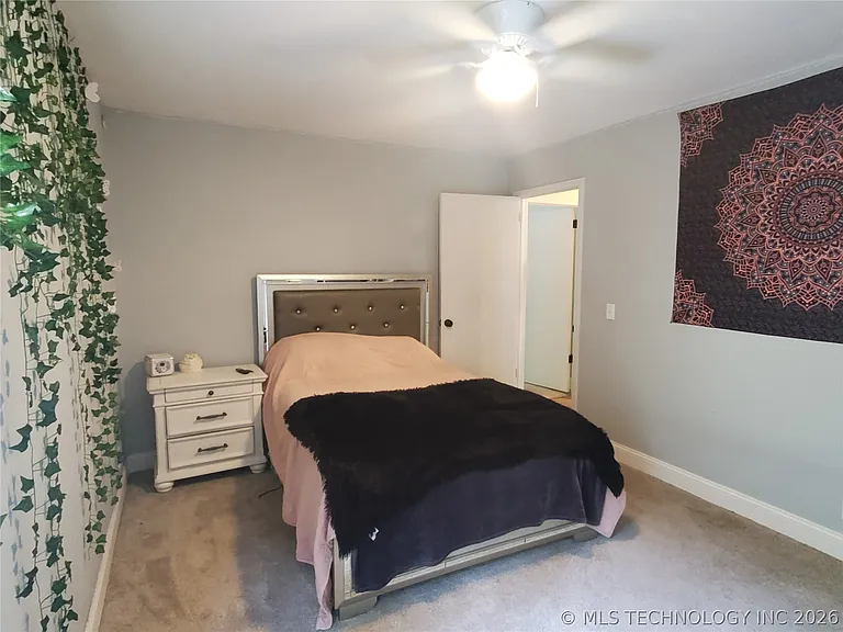 9336 S Lakewood Ave — Photo 12