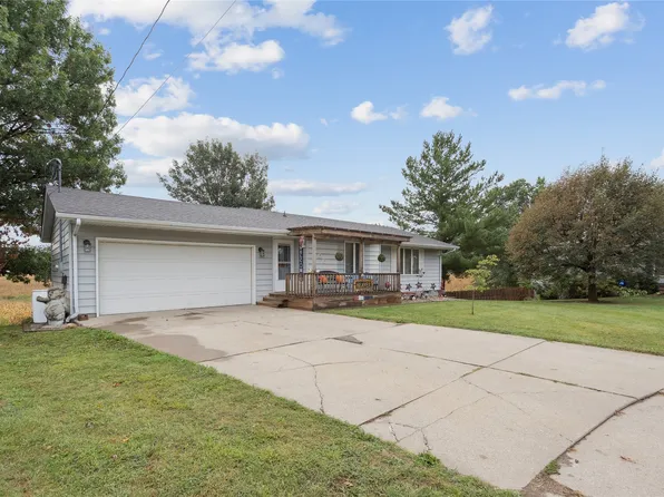 506 W Long Lane Dr, Knoxville, IA 50138