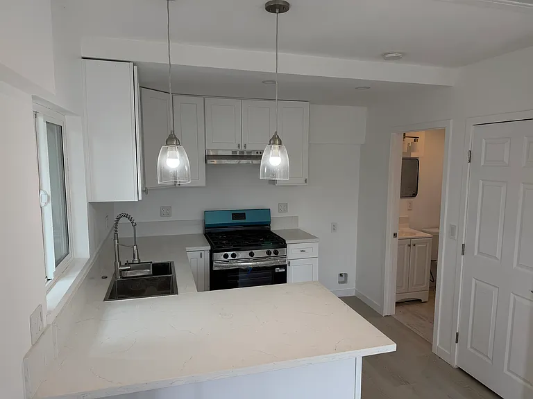 9277 Bartee Ave — Photo 2