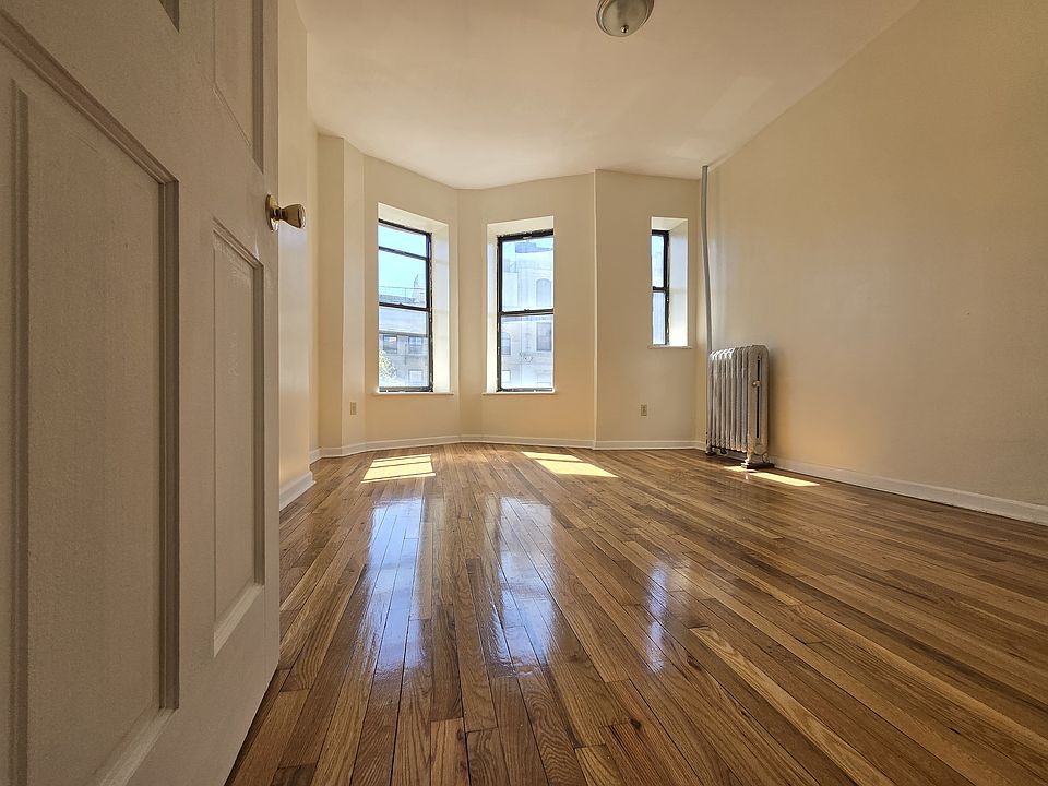 1st image of 1462 Bedford Ave APT 3R