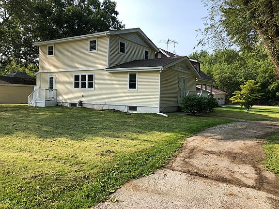 2nd image of 38172 N Lincoln Ave