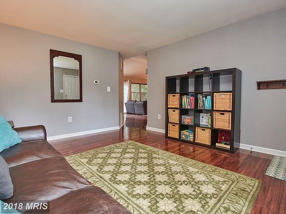 4th image of 15226 Cedar Knoll Ct