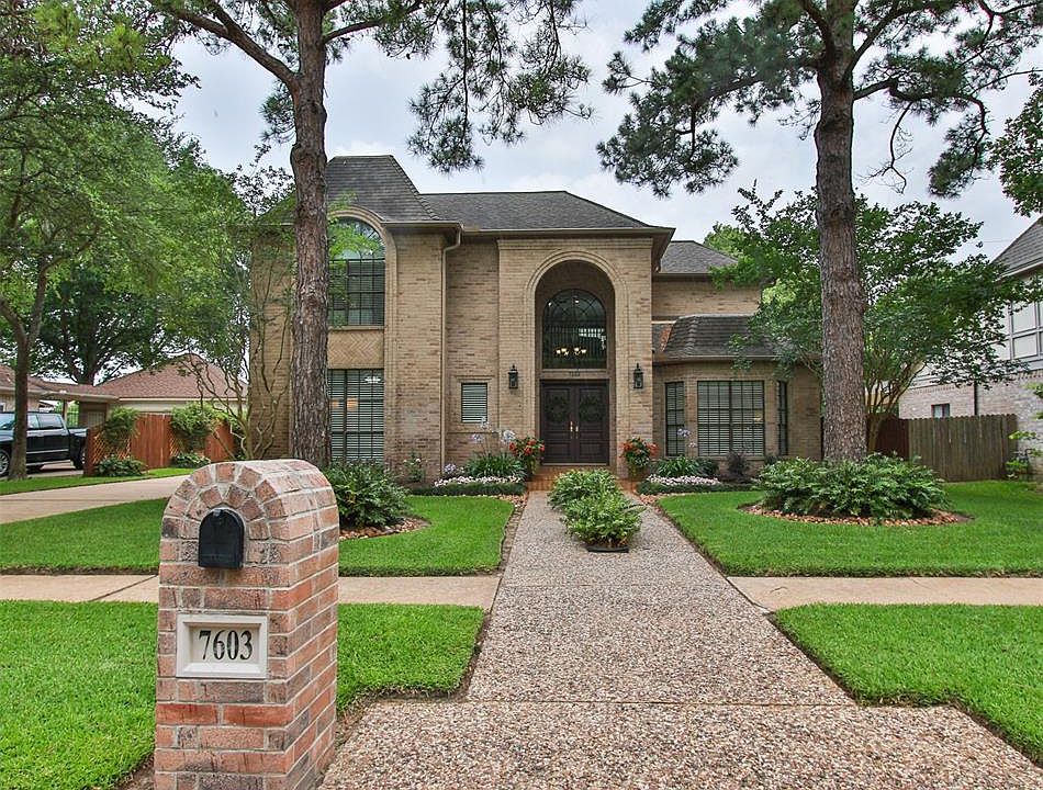 1st image of 7603 Club Lake Dr