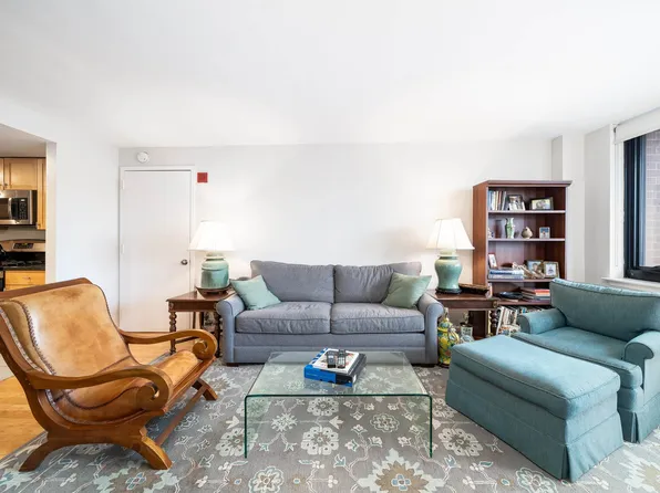 700 Grove St APT 5J, Jersey City, NJ 07310