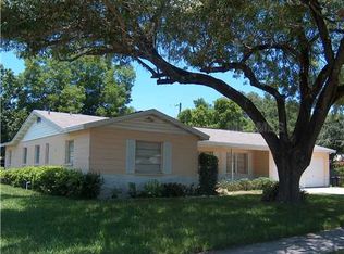 2303 S Kingsway Rd, Seffner, FL 33584