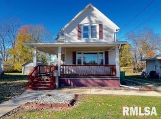 652 S Henderson St, Galesburg, IL 61401