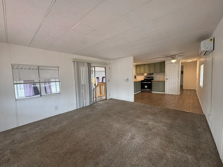 2145 Hermosa Dr — Photo 17