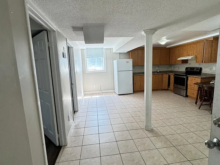 112 Worthington Ave #BASEMENT — Photo 5