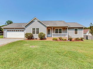 106 Gordon Ter, Columbia, TN 38401
