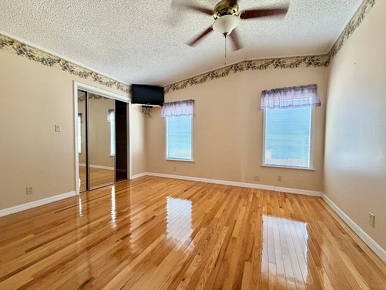36832 Wilmington Rd — Photo 12