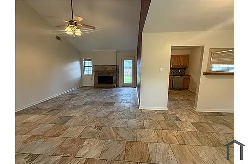 156 Greencrest Dr Photo 1